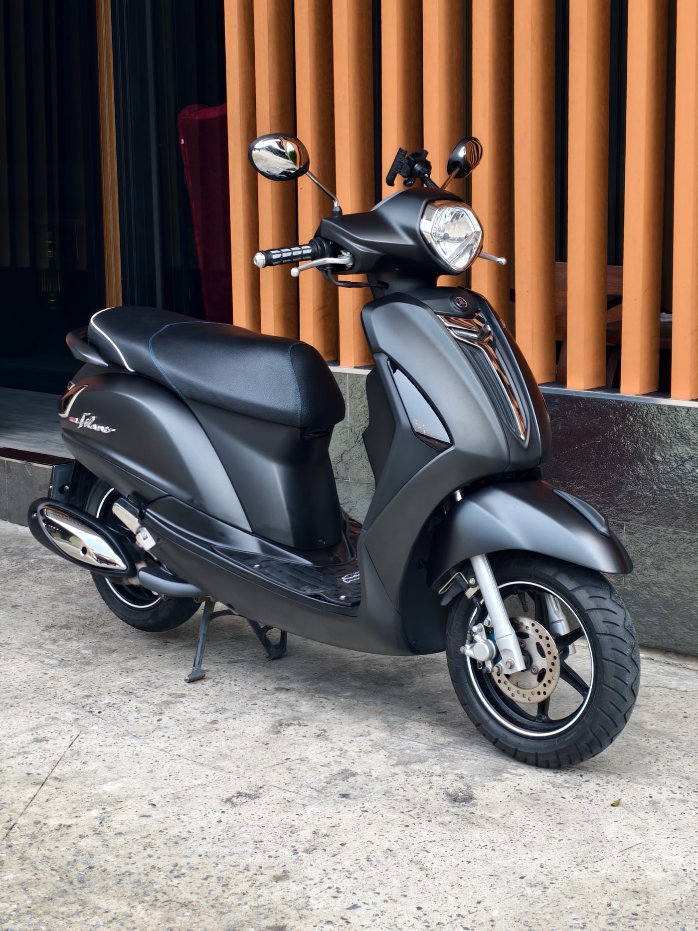 Yamaha Grand Filano Hybrid — ภาพรถจากร้าน