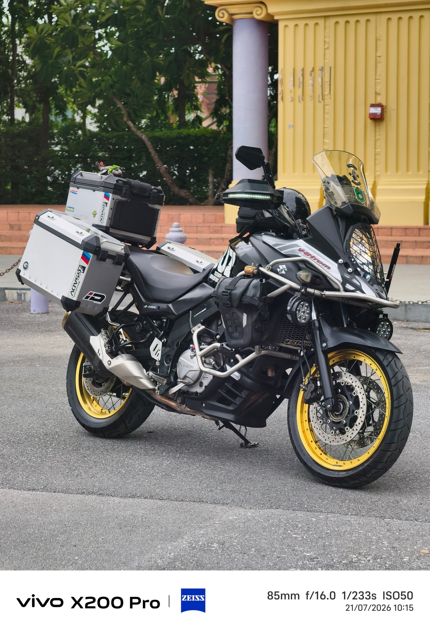 Suzuki V-Strom 650 XT — ภาพรถจากร้าน